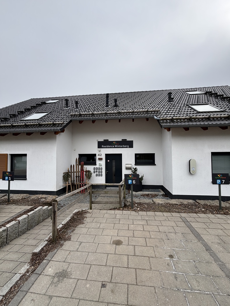 Die Vorderseite der Residence Winterberg
