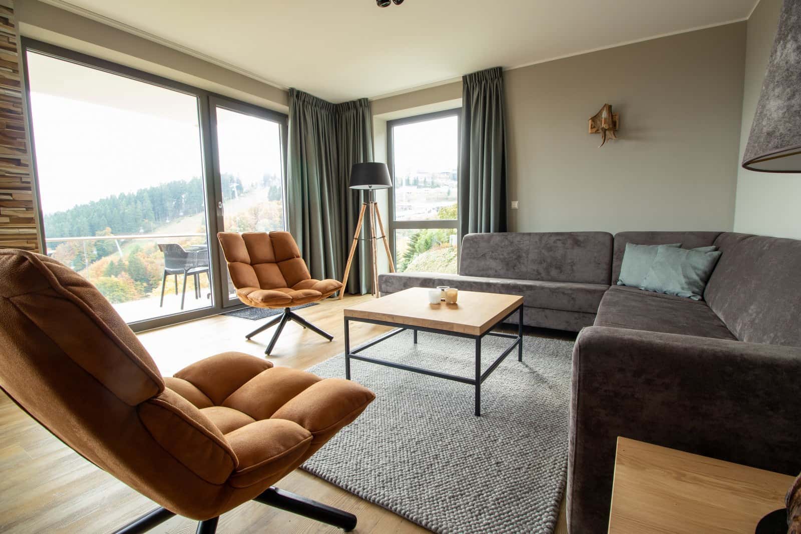 Stilvolle 8p Wohnung mit Aussicht