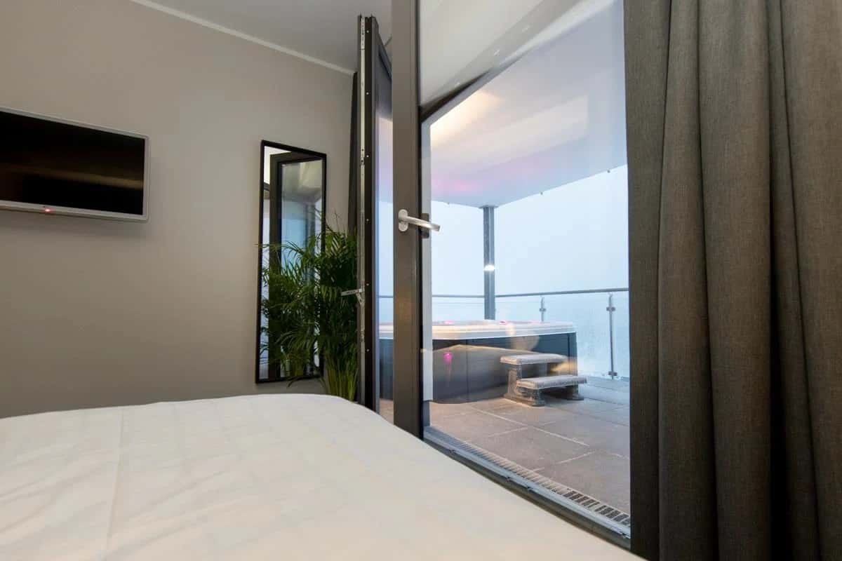 2-Schlafzimmer-Wohnung mit Jacuzzi