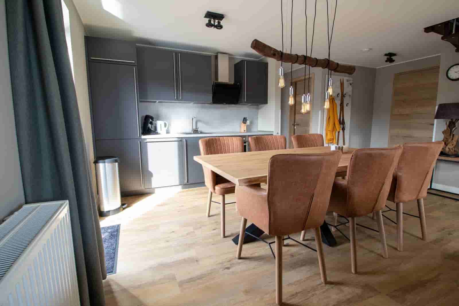 Stilvolles 5p Penthouse mit Aussicht