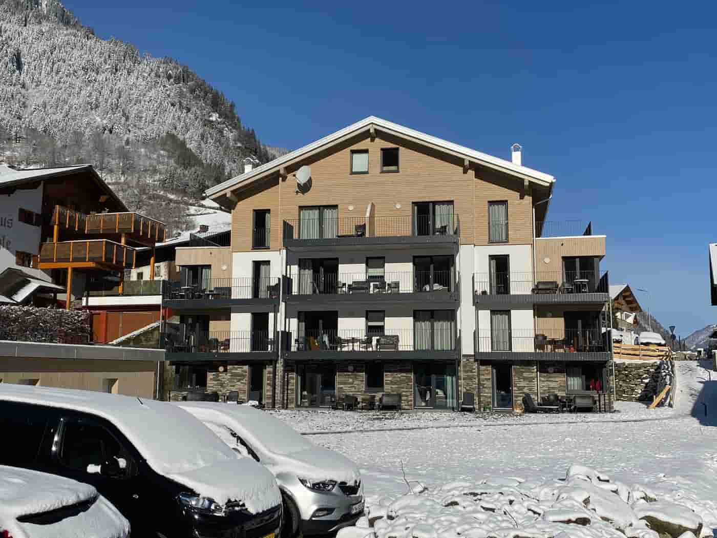 9p Penthouse mit Dachterrasse nahe Skigebiet