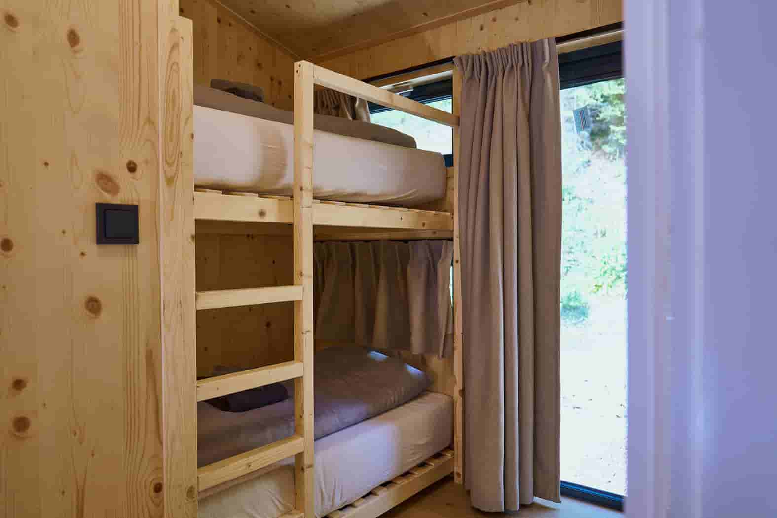 4P Baumhaus mit Rutsche