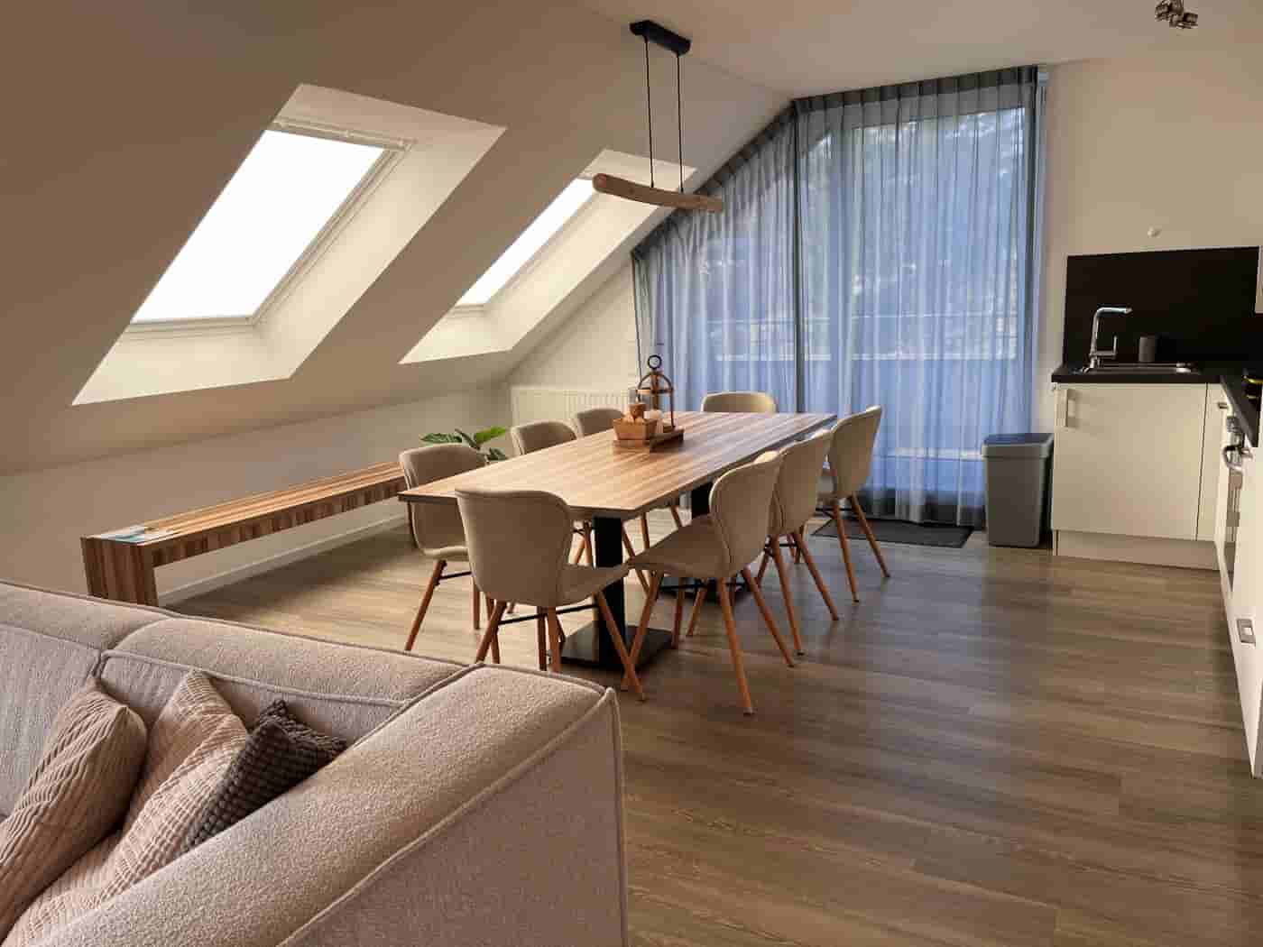 Modernes 8P-Penthouse in bester Lage